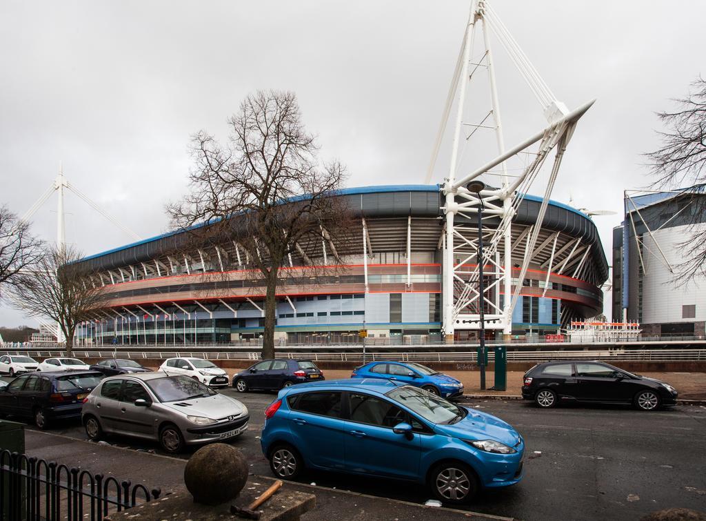 1 Fitzhamon Embankment Apartments Opposite Principality Stadium - Long Stay Offer คาร์ดิฟฟ์ ภายนอก รูปภาพ