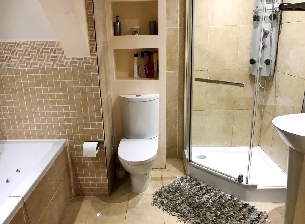 1 Fitzhamon Embankment Apartments Opposite Principality Stadium - Long Stay Offer คาร์ดิฟฟ์ ห้อง รูปภาพ